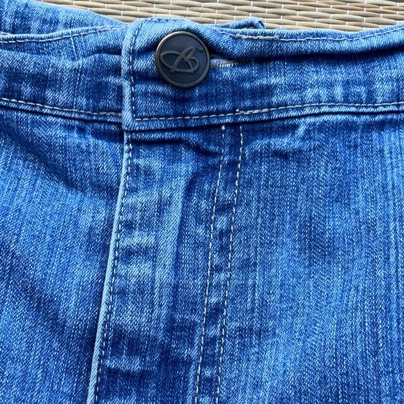Bobbie Brooks Women Casual Blue Denim Shorts Size 2X - Picture 7 of 12